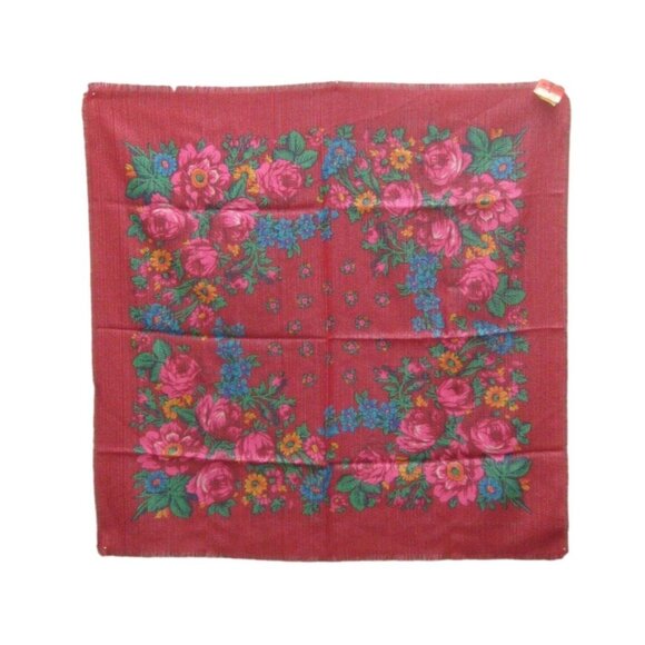 Grandma Floral Square Scarf 35 in Roses Synthetic Frayed Edge Ukraine Made USSR - Picture 10 of 14